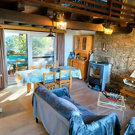 Vakantiehuis Louloudia - Bonsoy Jaune 12 - In Het Bos Met Mooi Zicht En Rustig Gelegen Blaimont